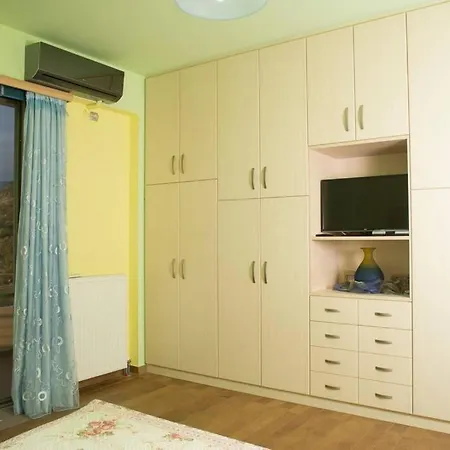 Βίλα Modern Luxury With Pool, Just 5min To Sea *