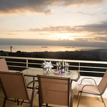 Villa Modern Luxury With Pool, Just 5min To Sea Kalamata