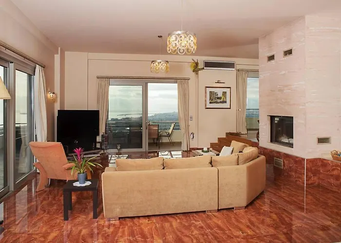 Modern Luxury With Pool, Just 5min To Sea Καλαμάτα