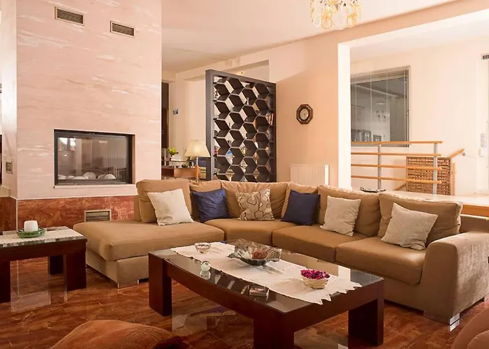 Modern Luxury With Pool, Just 5min To Sea * Kalamata