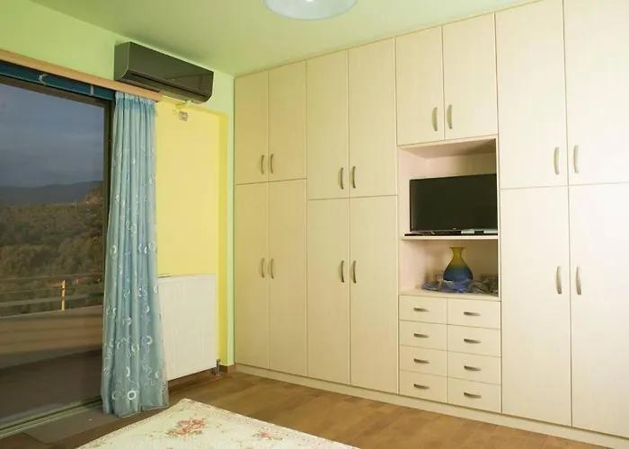 Βίλα Modern Luxury With Pool, Just 5min To Sea *